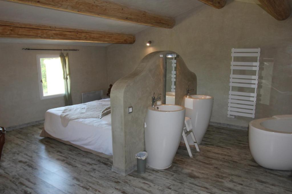 A Travers Champs Puyvert Chambre photo